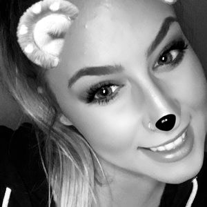 Meet your Posher, Chelsie